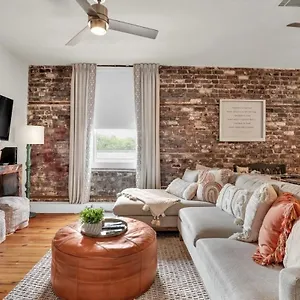  Apartment The Georgia Peach -near Plant Riverside & Downtown